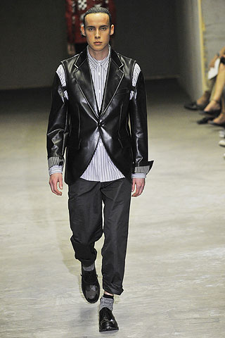 Comme des Garcons / - 2011